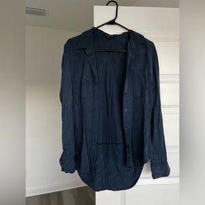 Velvet Heart long sleeve button down top, navy color, size medium